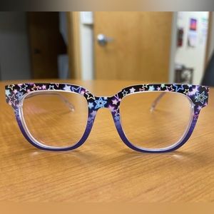 Pair Eyewear “Murphy” Cover